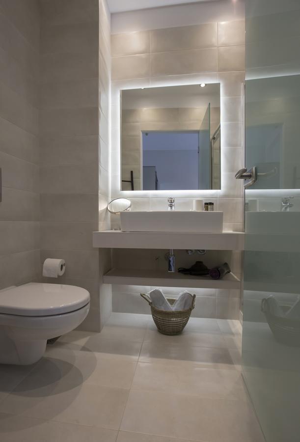 Ermou Stylish Suites By Ghh 雅典 外观 照片
